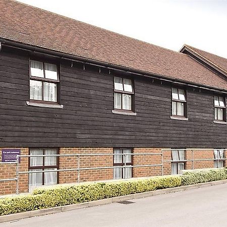 Premier Inn Premier Inn Sandhurst Сандхърст Екстериор снимка