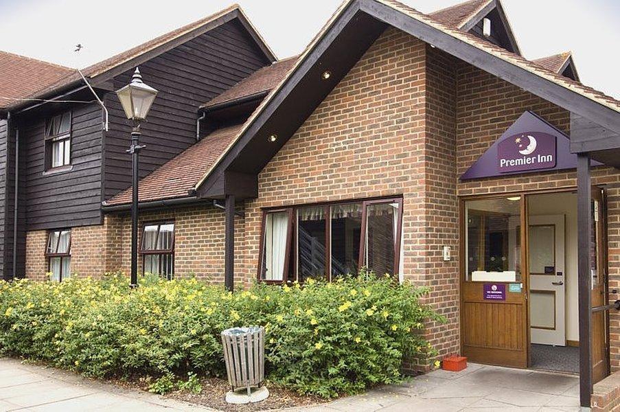 Premier Inn Premier Inn Sandhurst Сандхърст Екстериор снимка